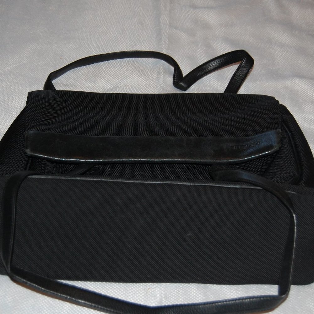 Tumi Black Nylon Briefcase/Computer Case With Sho… - image 5